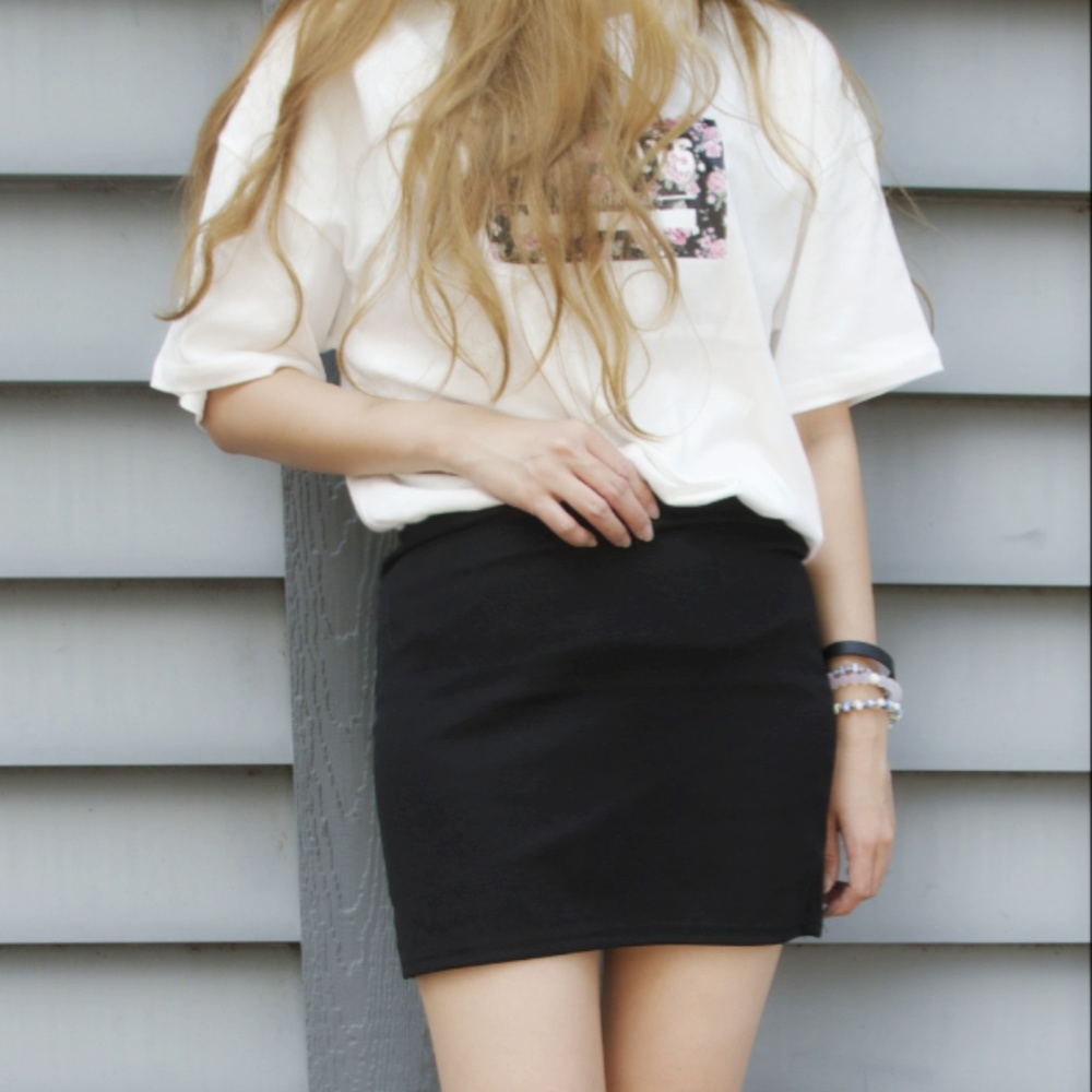 BODYCON SKIRT